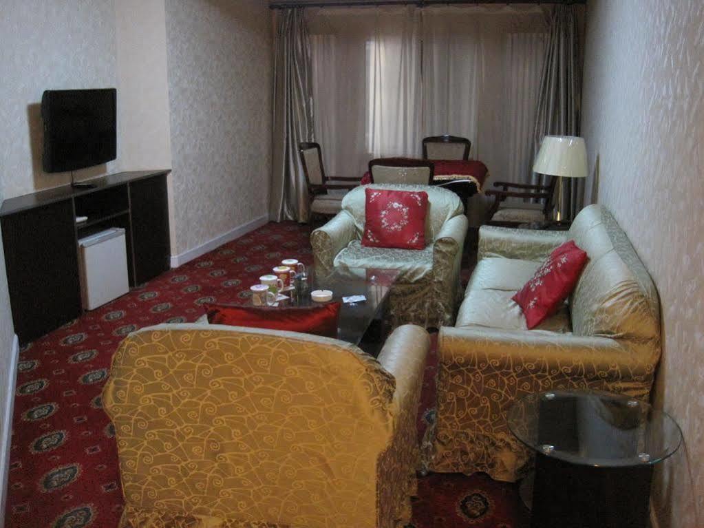 Tianzhi Hotel Harbin Eksteriør billede