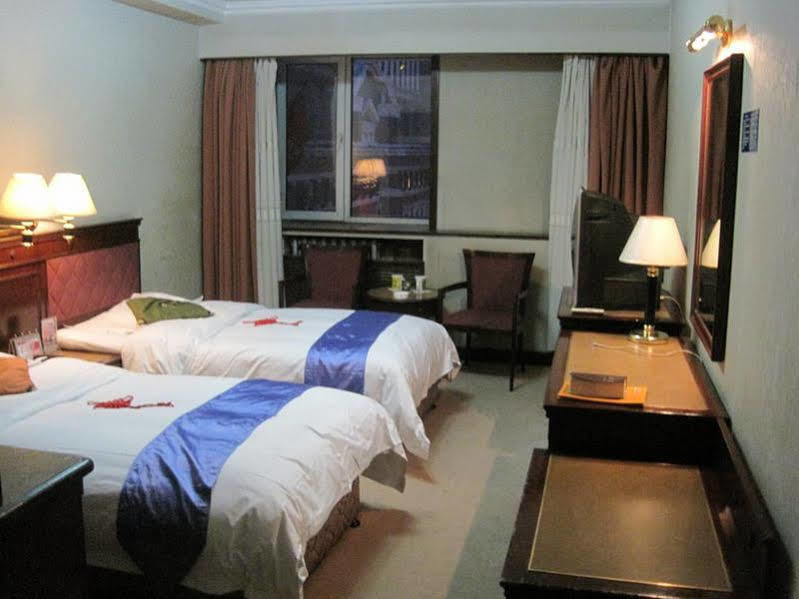 Tianzhi Hotel Harbin Eksteriør billede